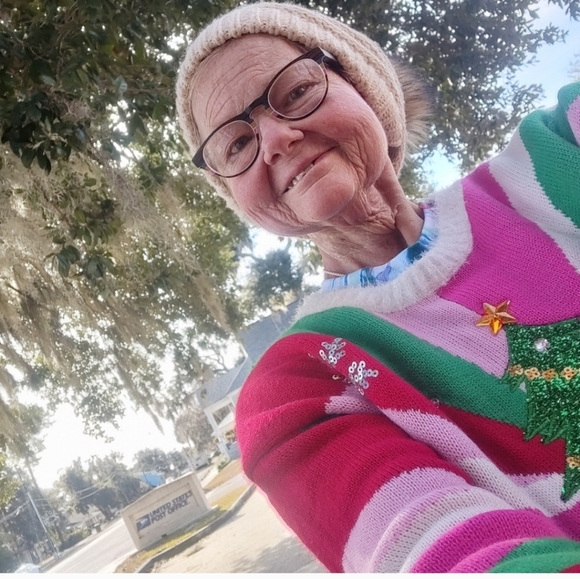 I'm OPEN & Shipping 12 days of Christmas....MY CLOSET WILL BE OPEN - Picture 16 of 16